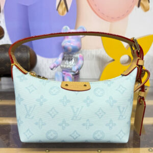 Louis Vuitton Pochette Hills M28250 Blue